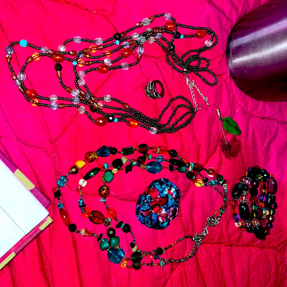 Lot of glass beaded necklaces and flower pins VTG 6 pieces #113